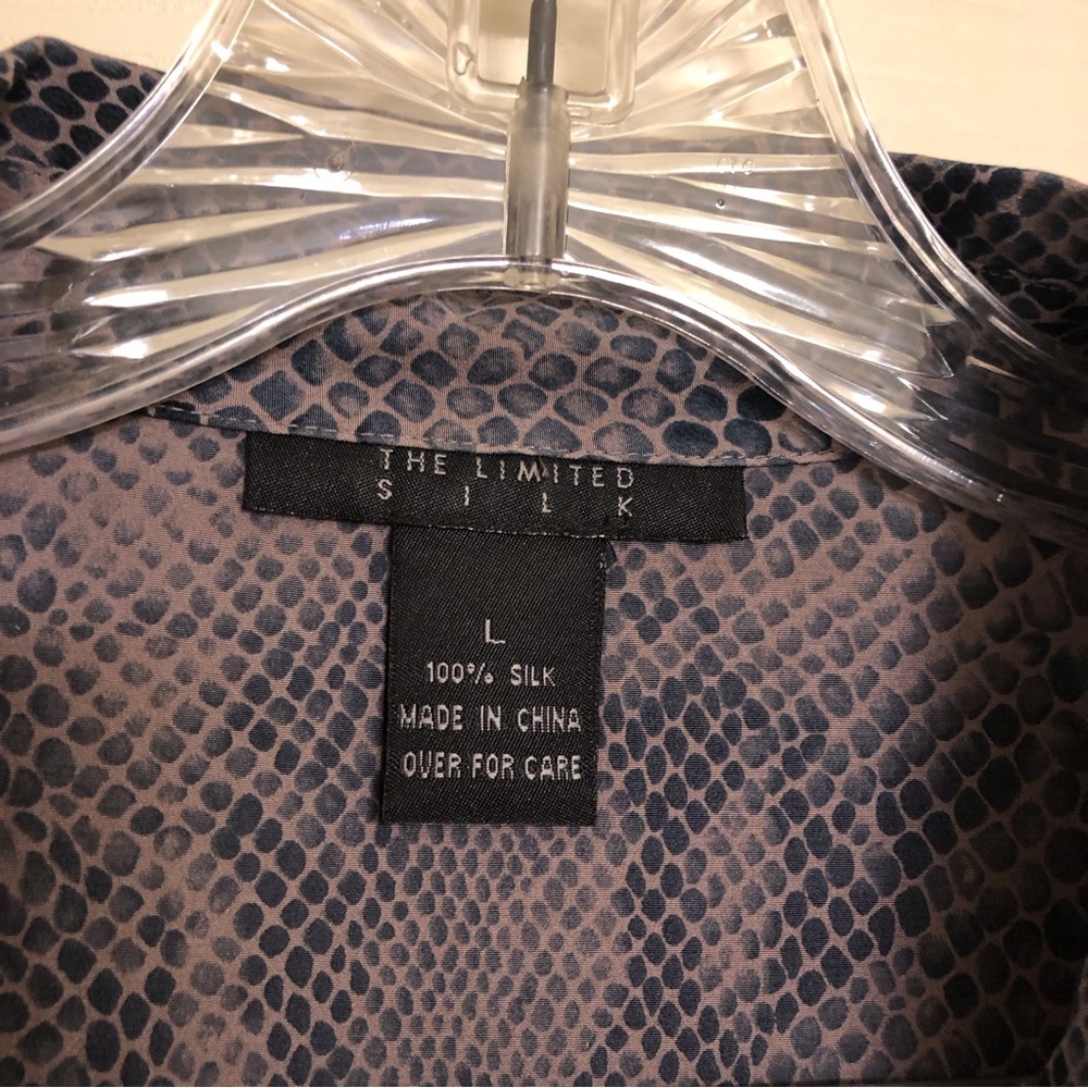The Limited 100% silk snake skin blouse with neck tie - Picture 3 of 4